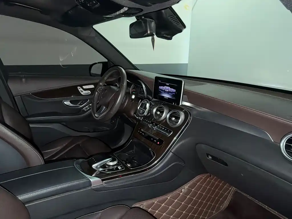Mercedes-Benz GLC — миниатюра 18
