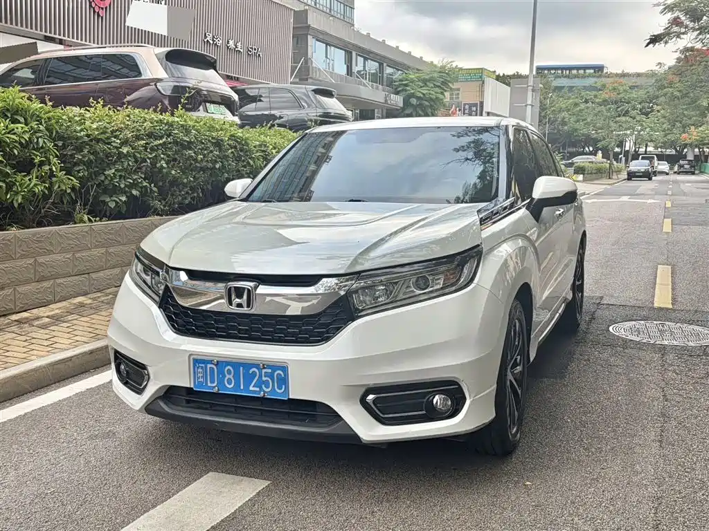 Купить Honda Avancier