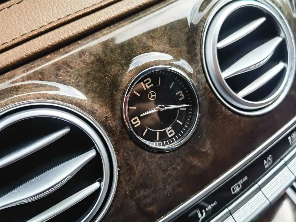 Mercedes-Benz S-Class — миниатюра 32