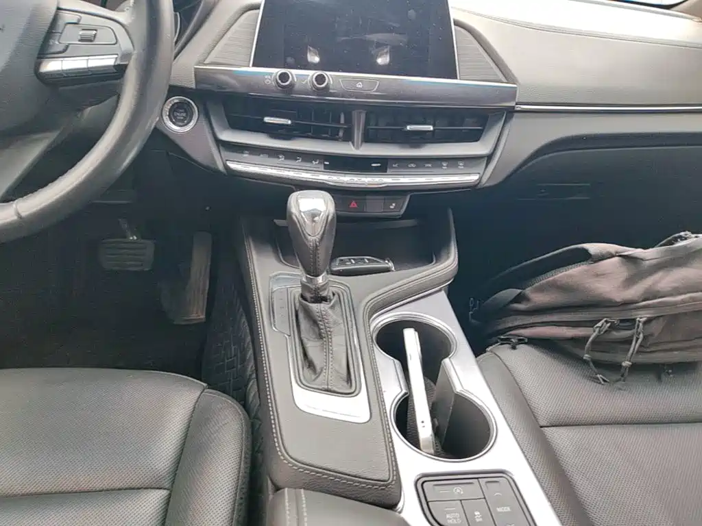 Cadillac CT4 — миниатюра 13