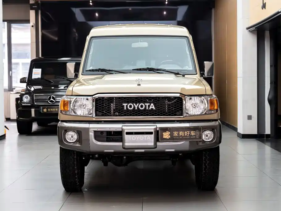 Toyota Land Cruiser — миниатюра 2