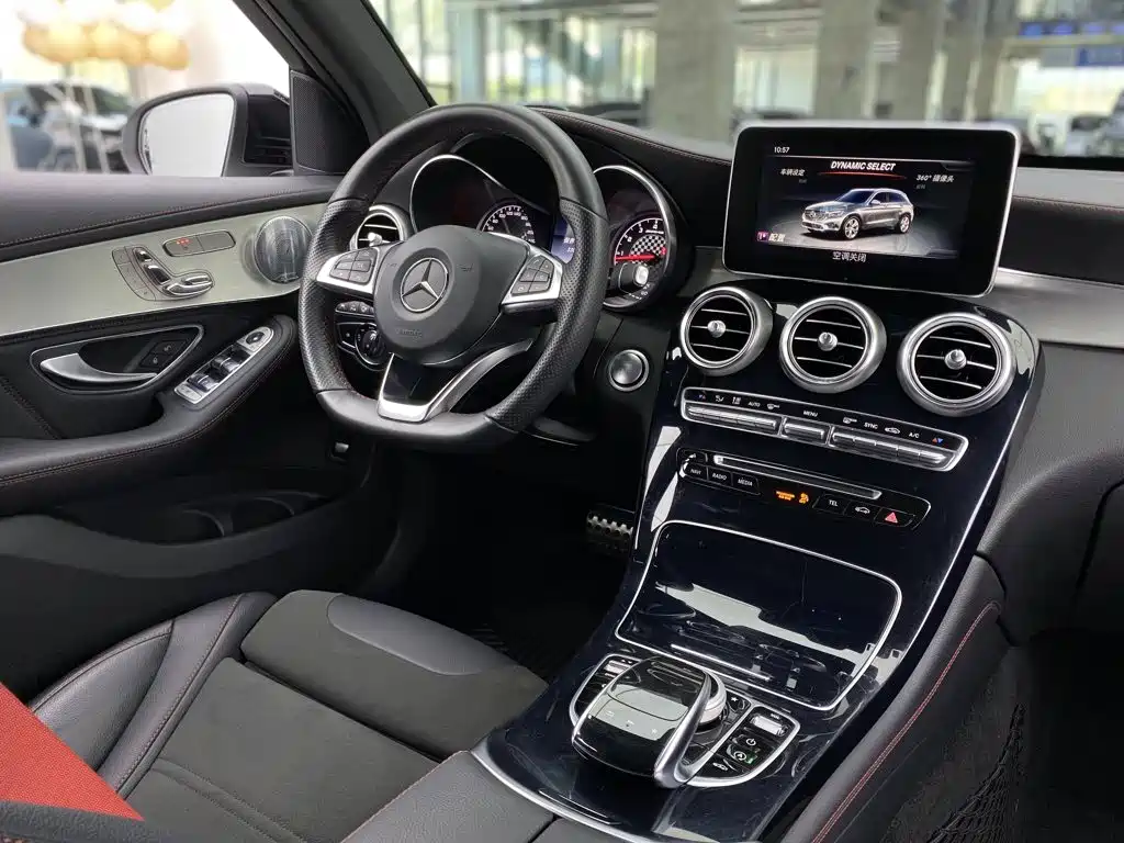 Mercedes-Benz GLC AMG — миниатюра 38