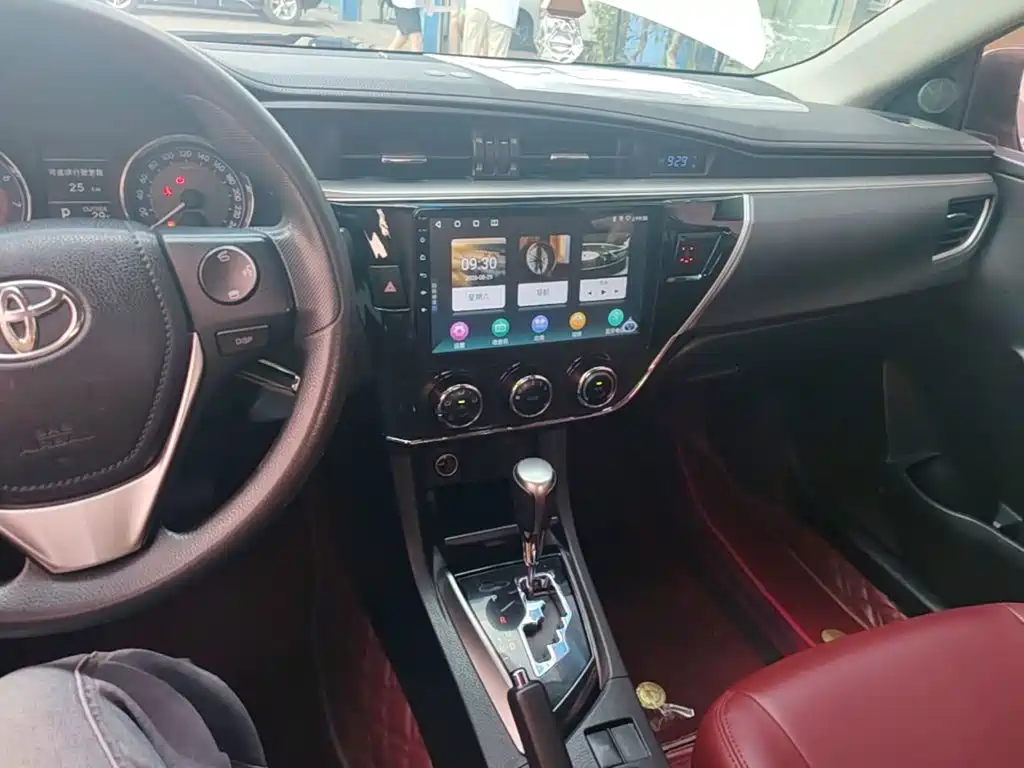 Toyota Corolla — миниатюра 10