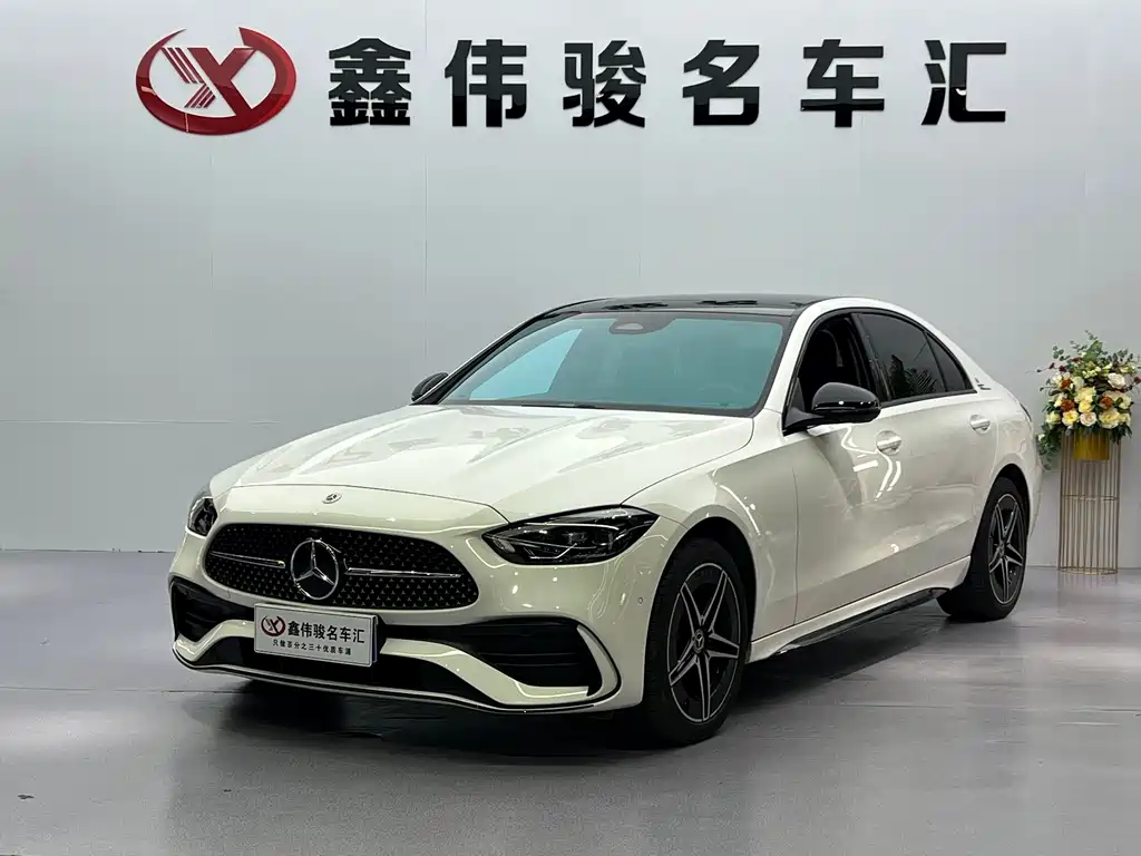 Mercedes-Benz C-Class — миниатюра 2