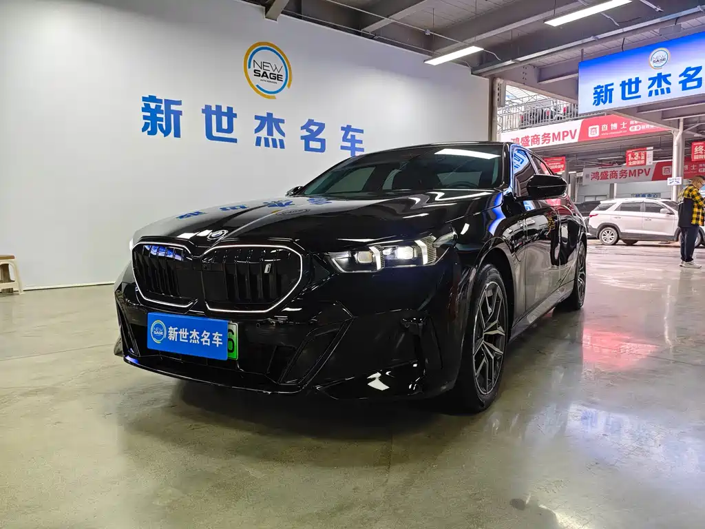BMW i5 2025