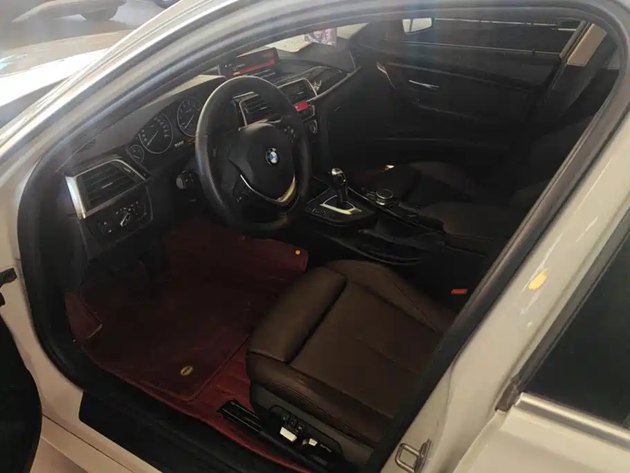BMW 3 Series — миниатюра 9