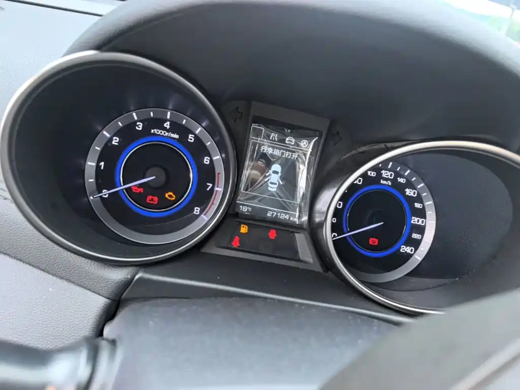 Changan Eado XT — миниатюра 12