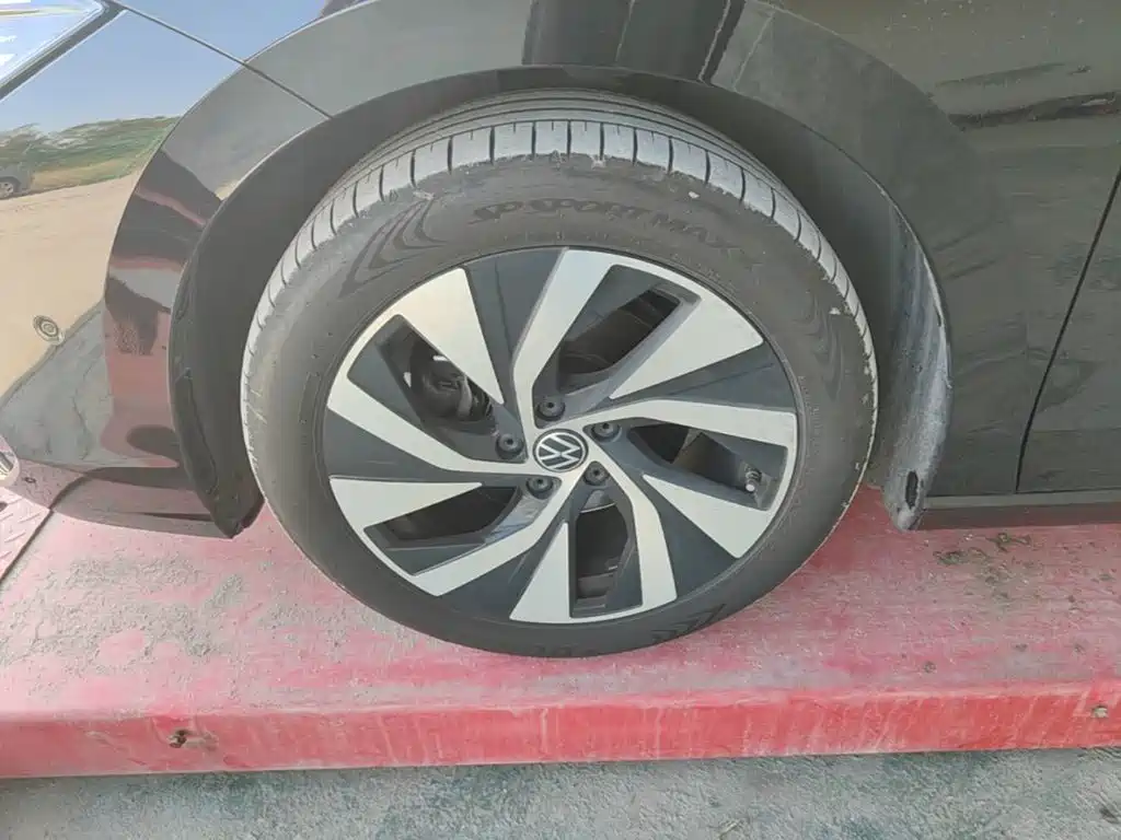 Volkswagen Passat — миниатюра 23