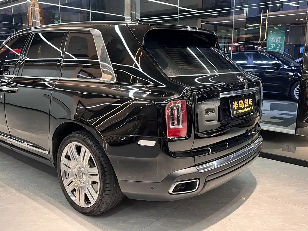 ROLLS-ROYCE CULLINAN