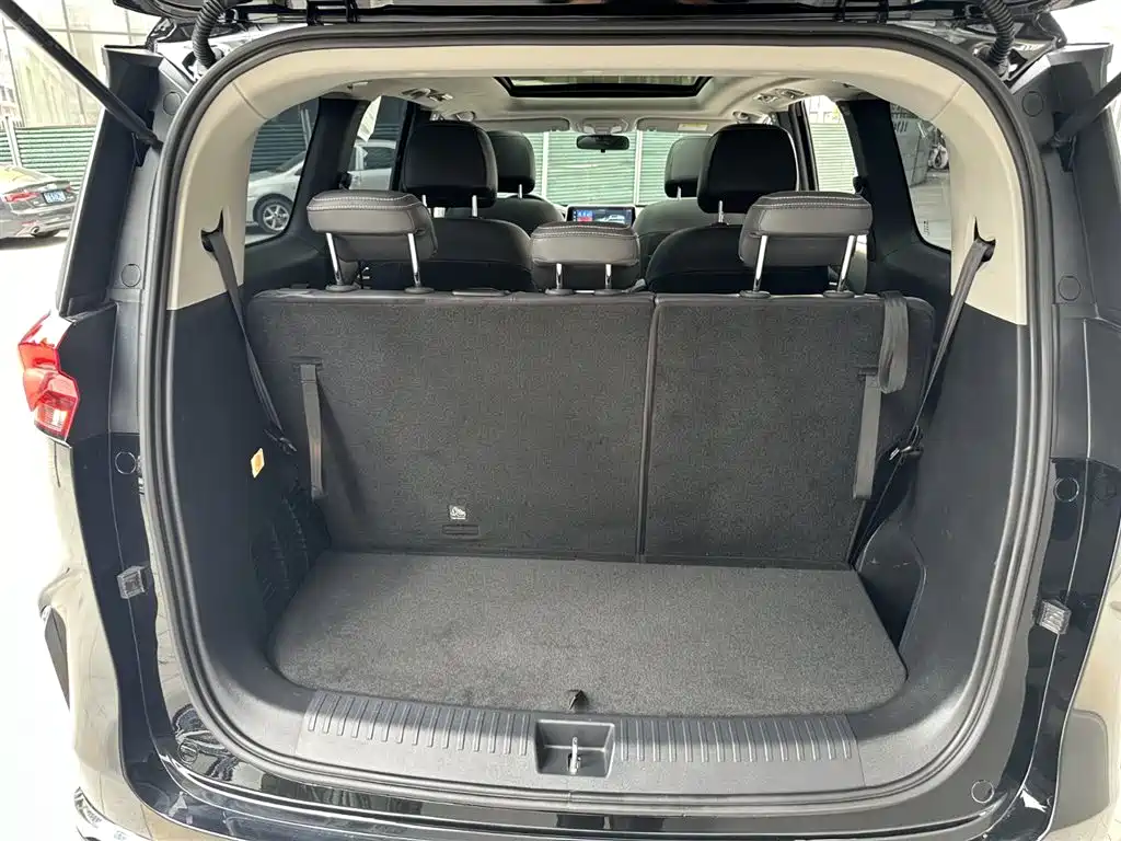 SAIC MAXUS CHASE G50