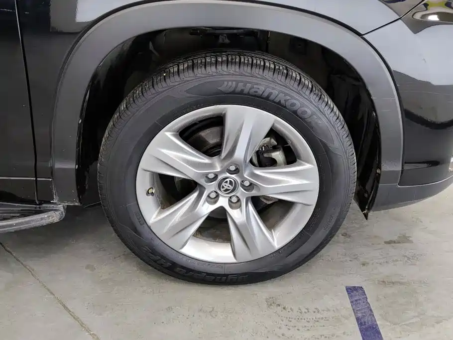 Toyota Highlander — миниатюра 6