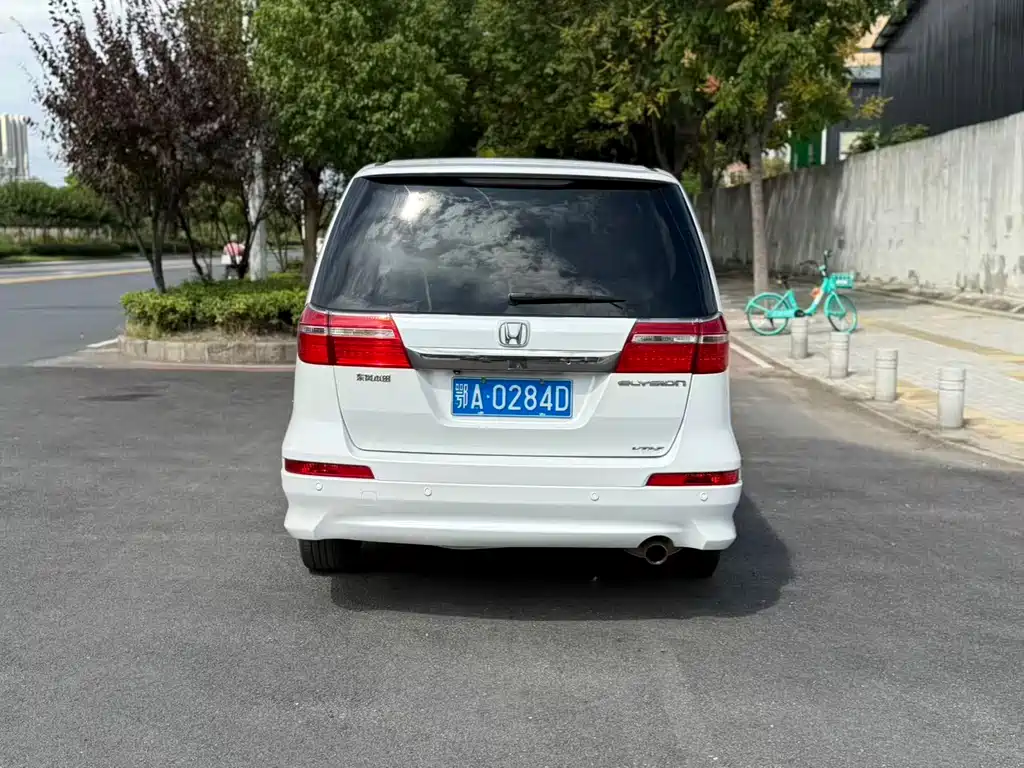 Honda Elysion — миниатюра 5