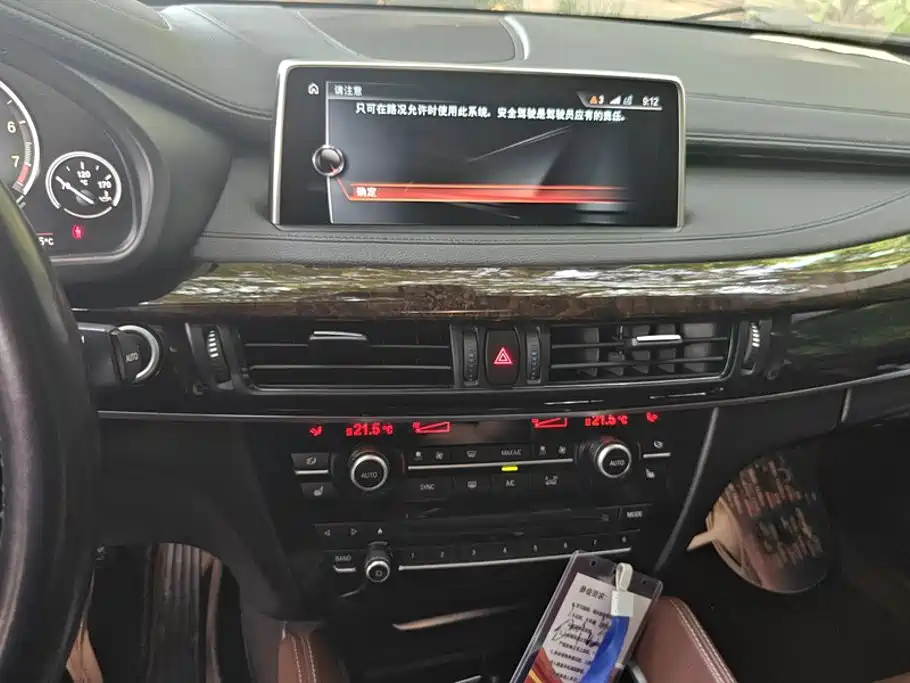 BMW X6 — миниатюра 13