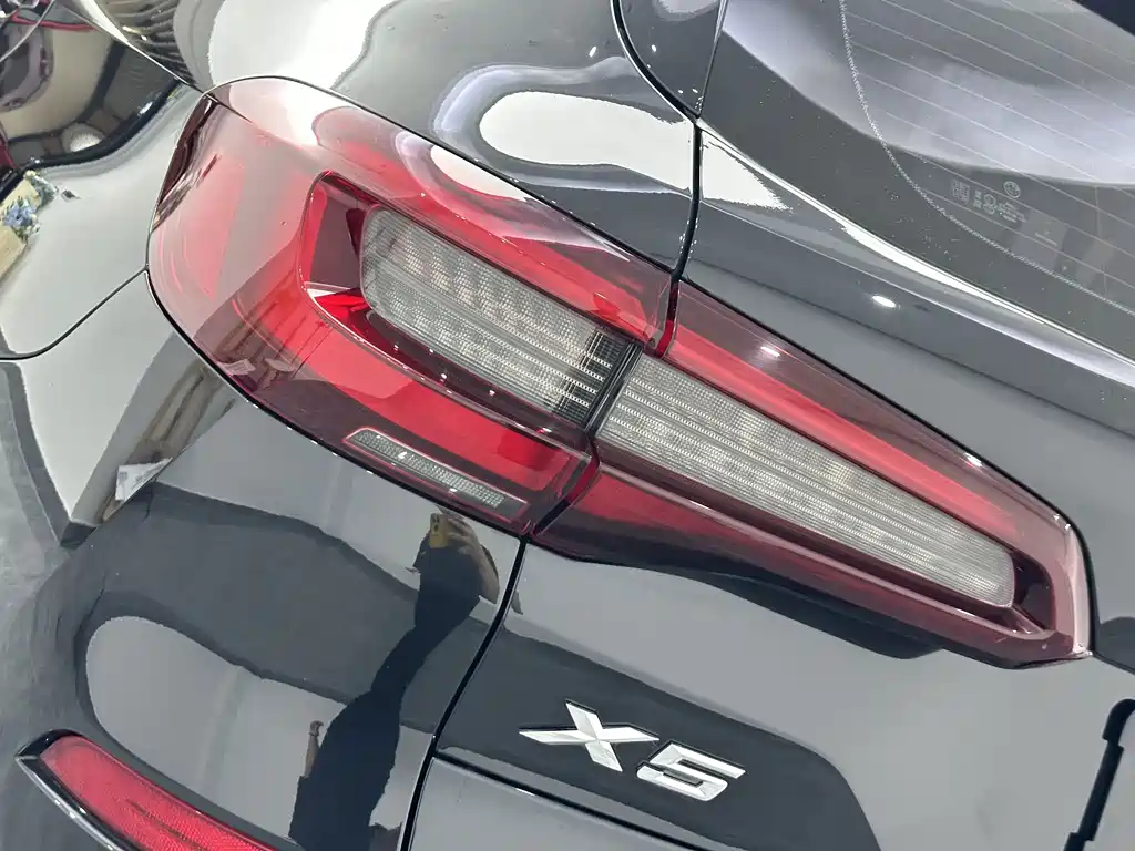 BMW X5 — миниатюра 23