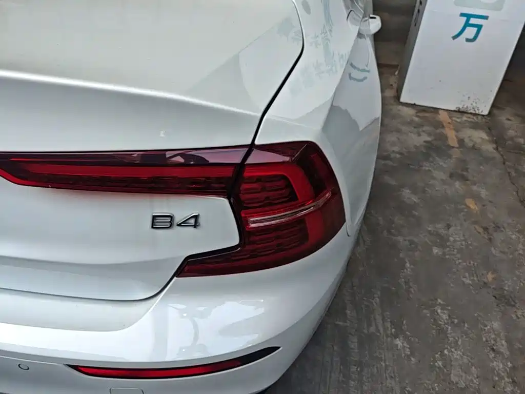 Volvo S60 — миниатюра 8