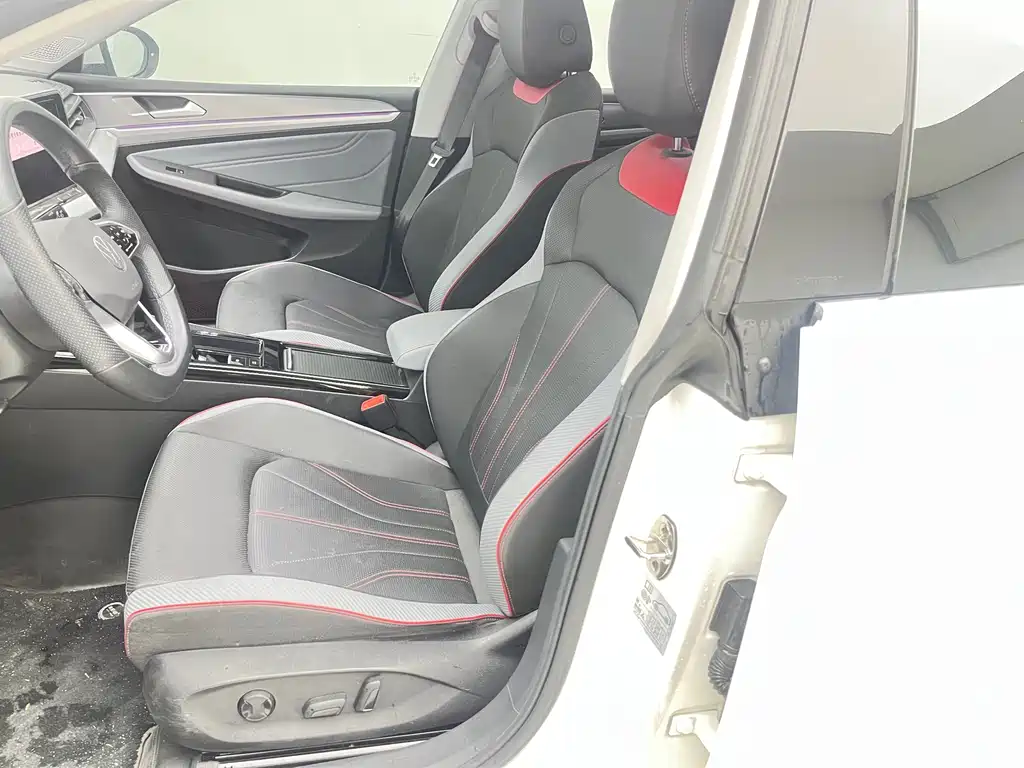 Volkswagen Lamando 2022 L 280TSI DSG