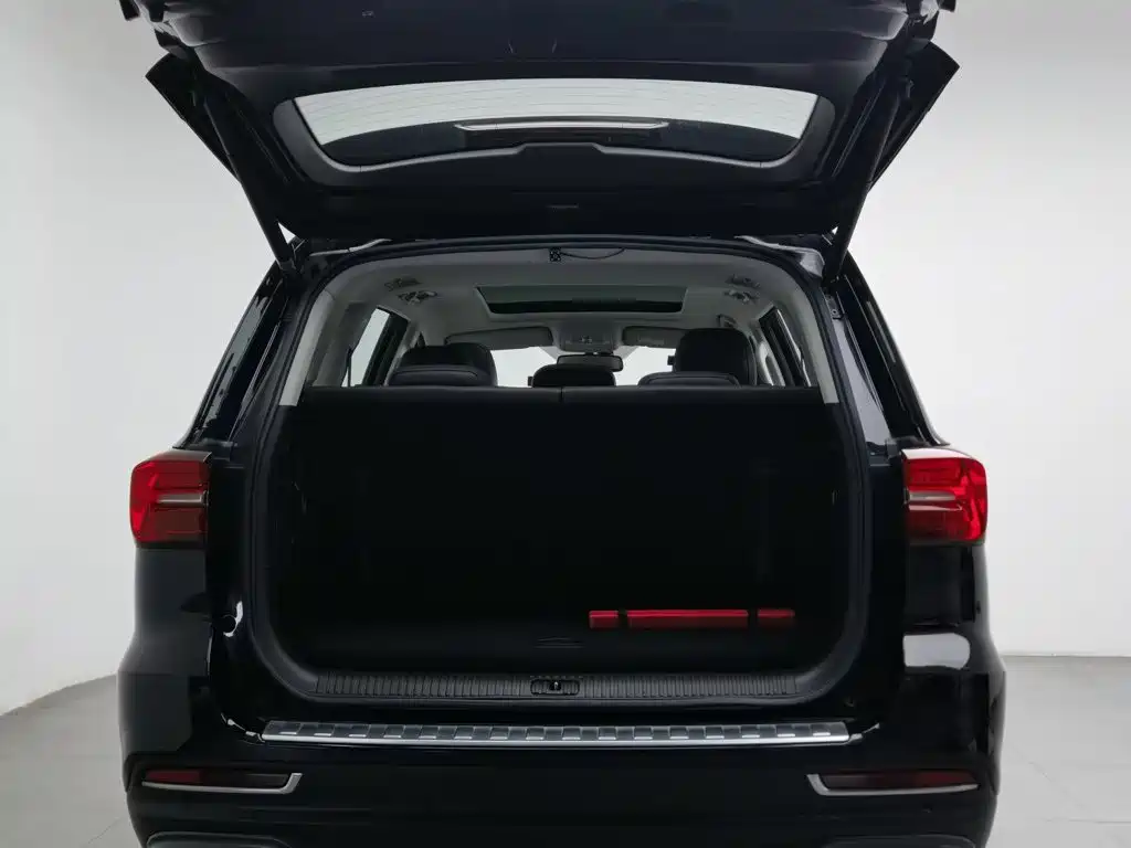 Roewe RX8 — миниатюра 16