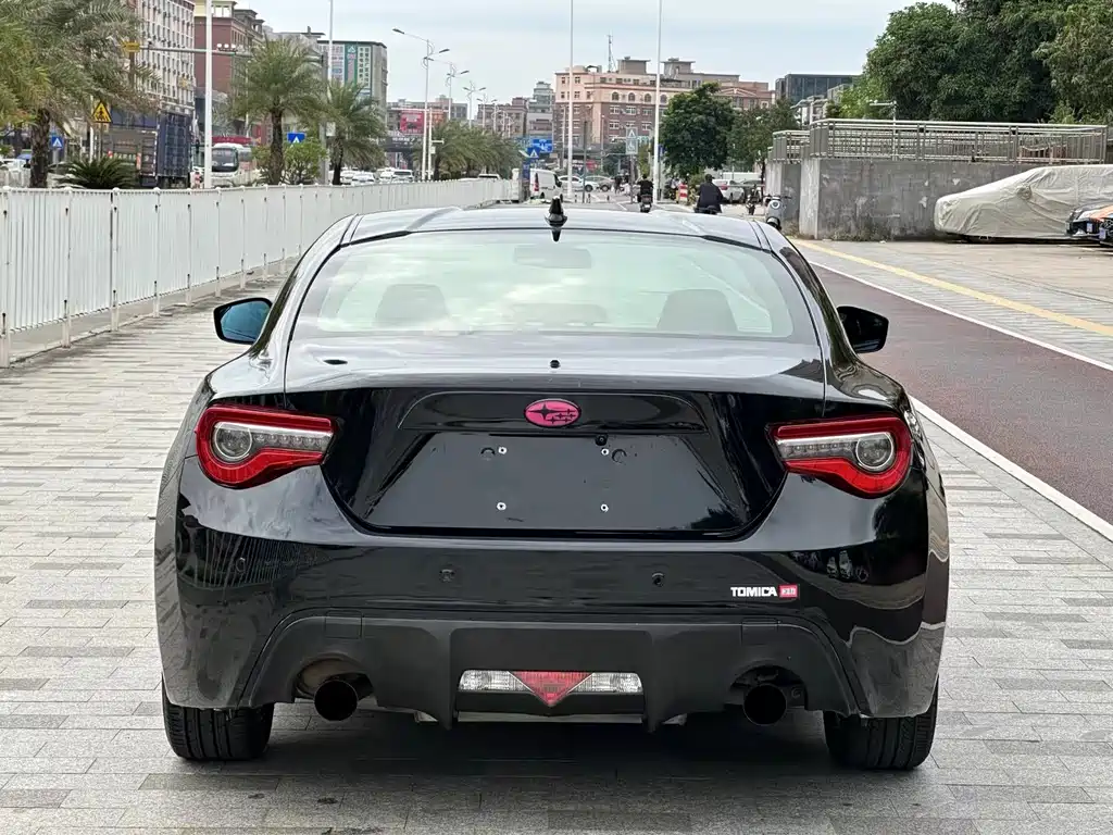 Subaru BRZ — миниатюра 8