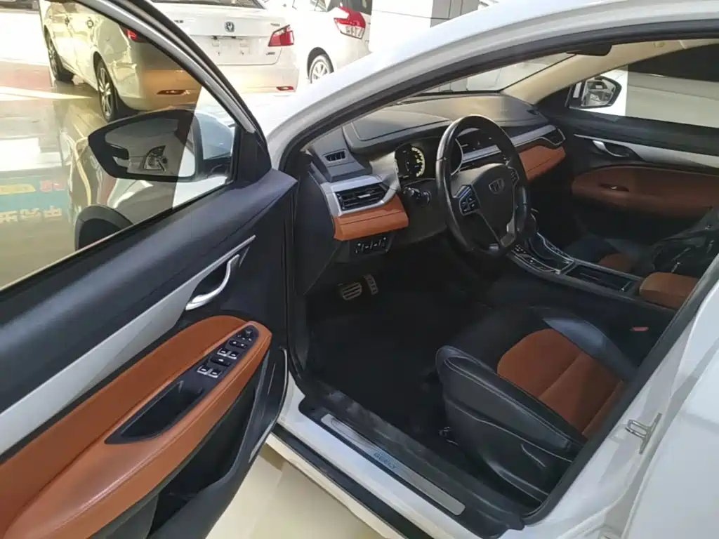 Geely Vision S1 — миниатюра 16
