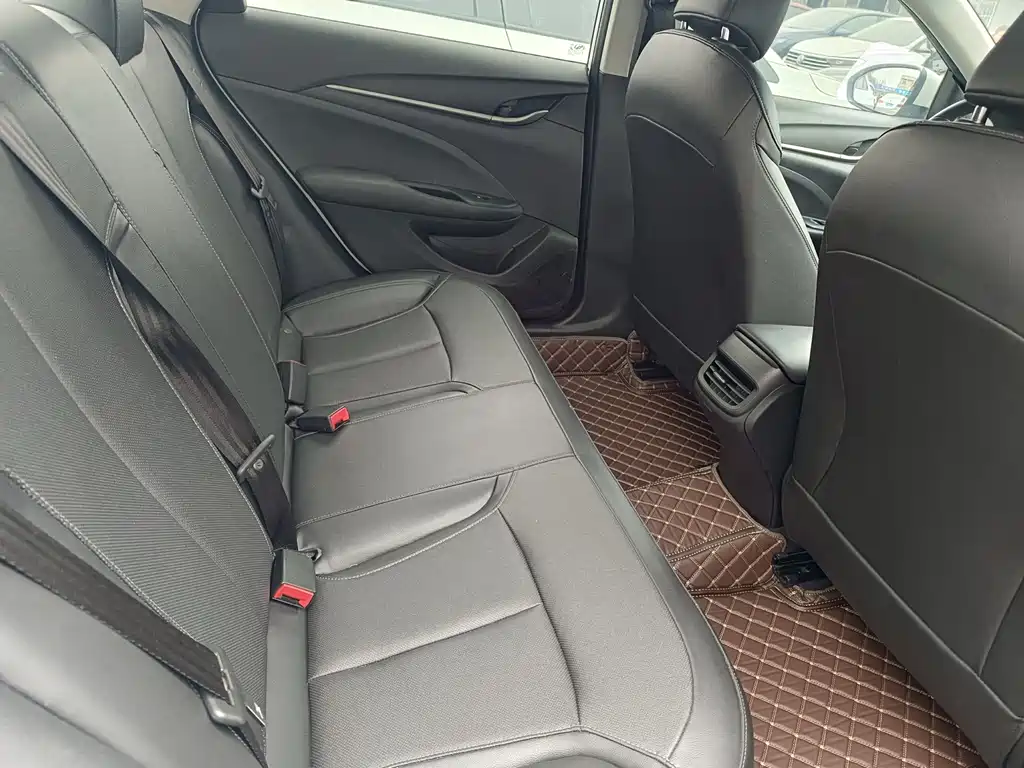 Buick Excelle — миниатюра 11