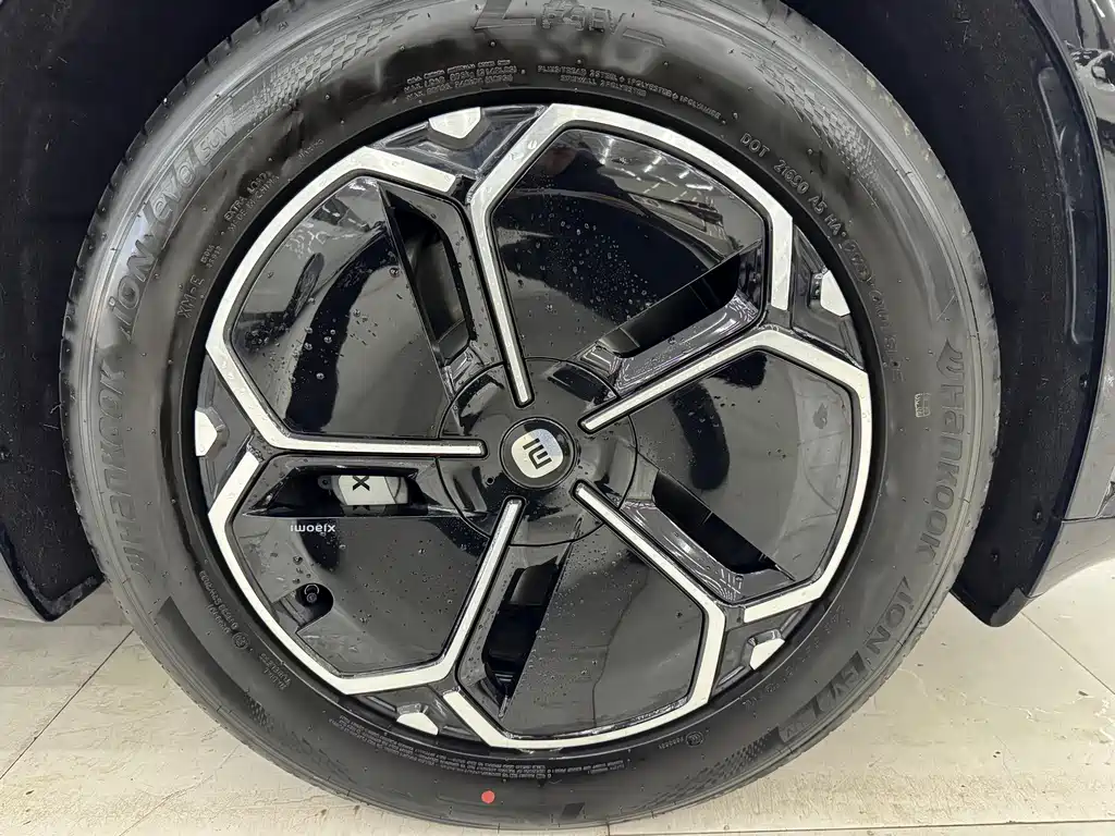 XIAOMI CAR XIAOMI YU7