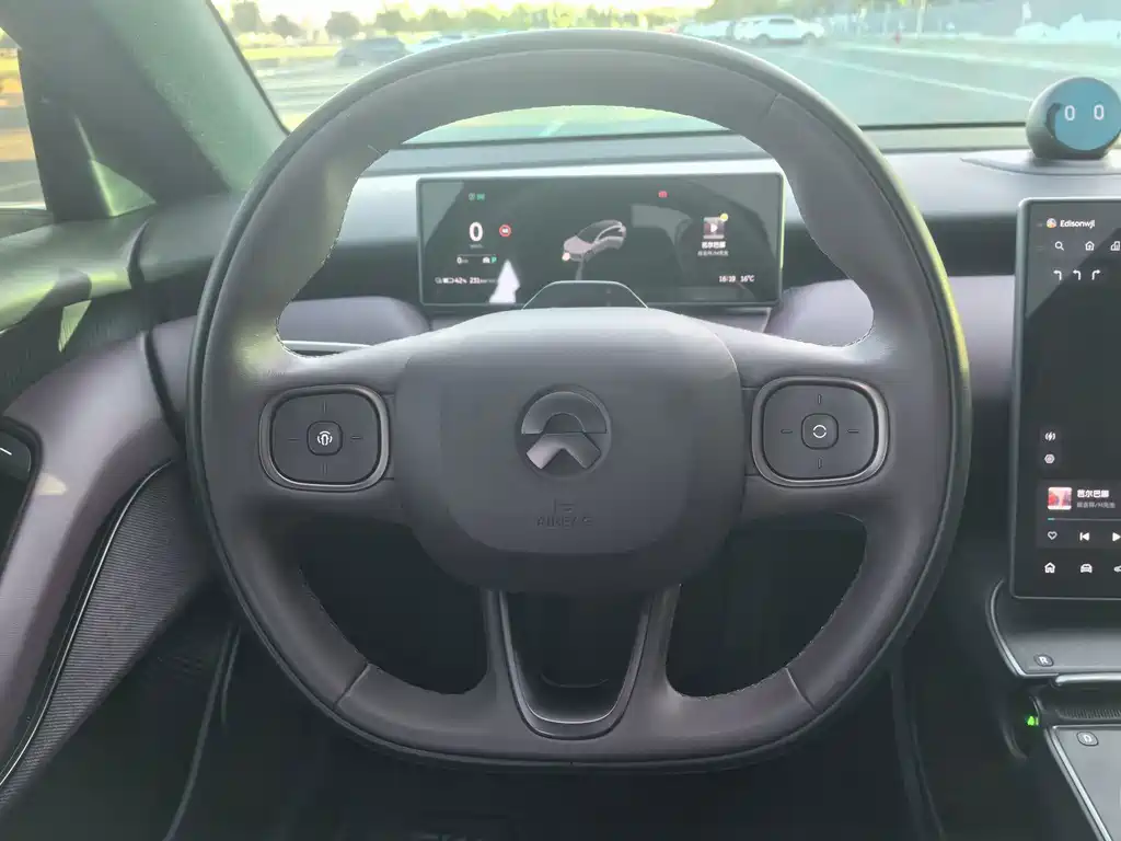 NIO ET5T — миниатюра 15