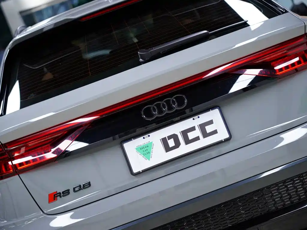 Audi RS Q8 — миниатюра 8