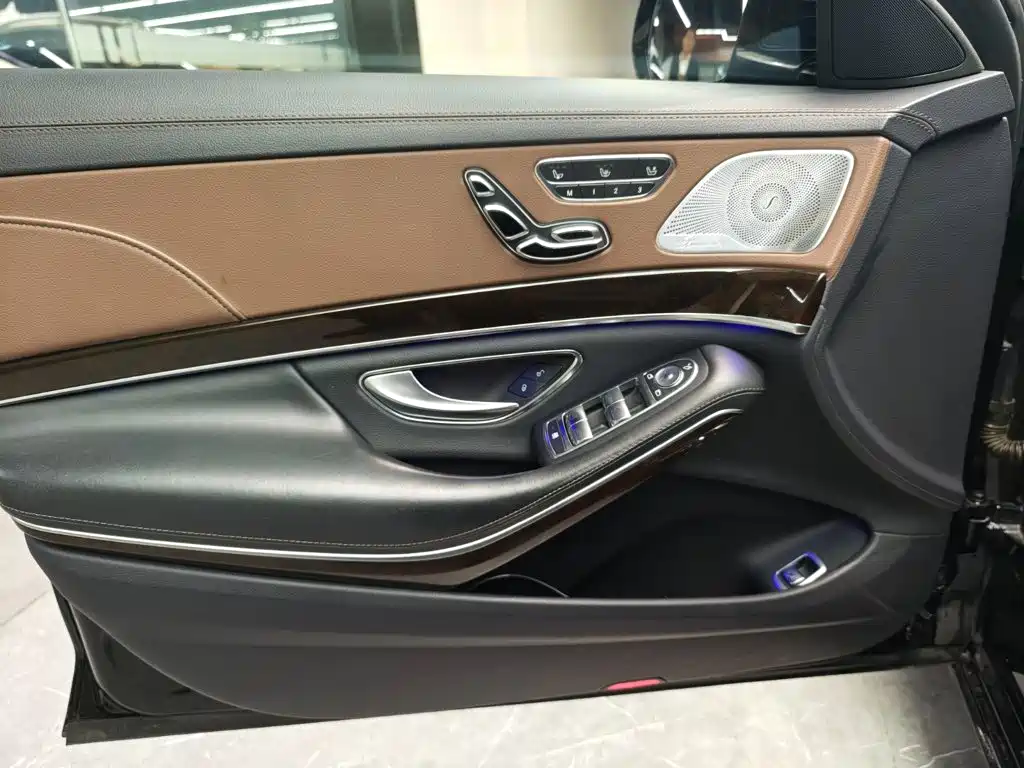 Mercedes-Benz S-Class — миниатюра 5