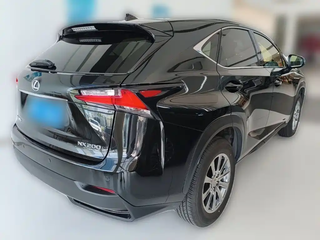 Lexus NX — миниатюра 10