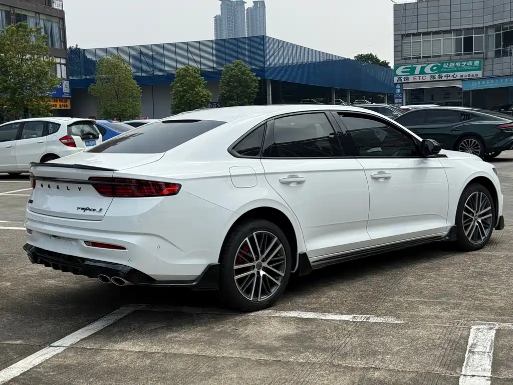 Geely Xingrui — миниатюра 10