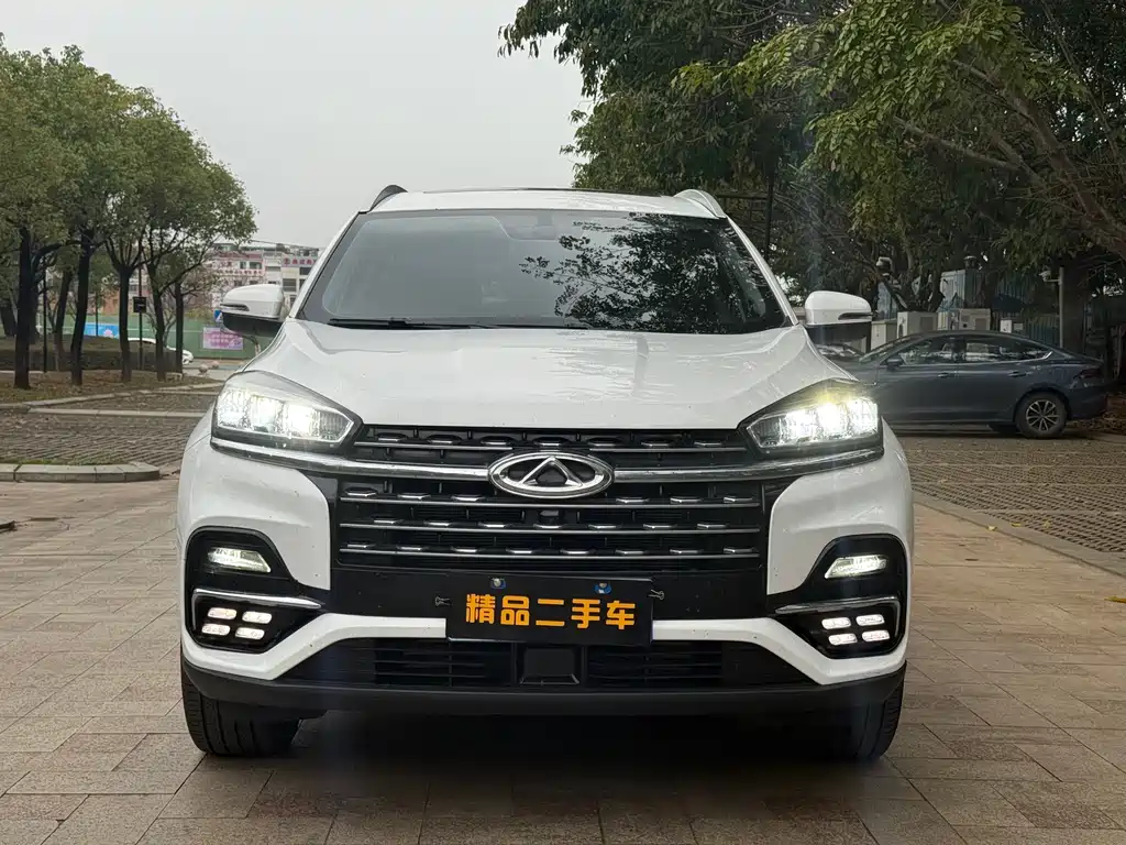 CHERY TIGGO 8