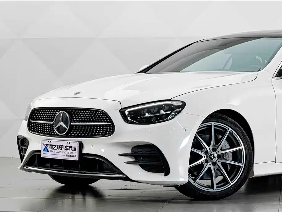 Mercedes-Benz E-Class (Import) — миниатюра 3