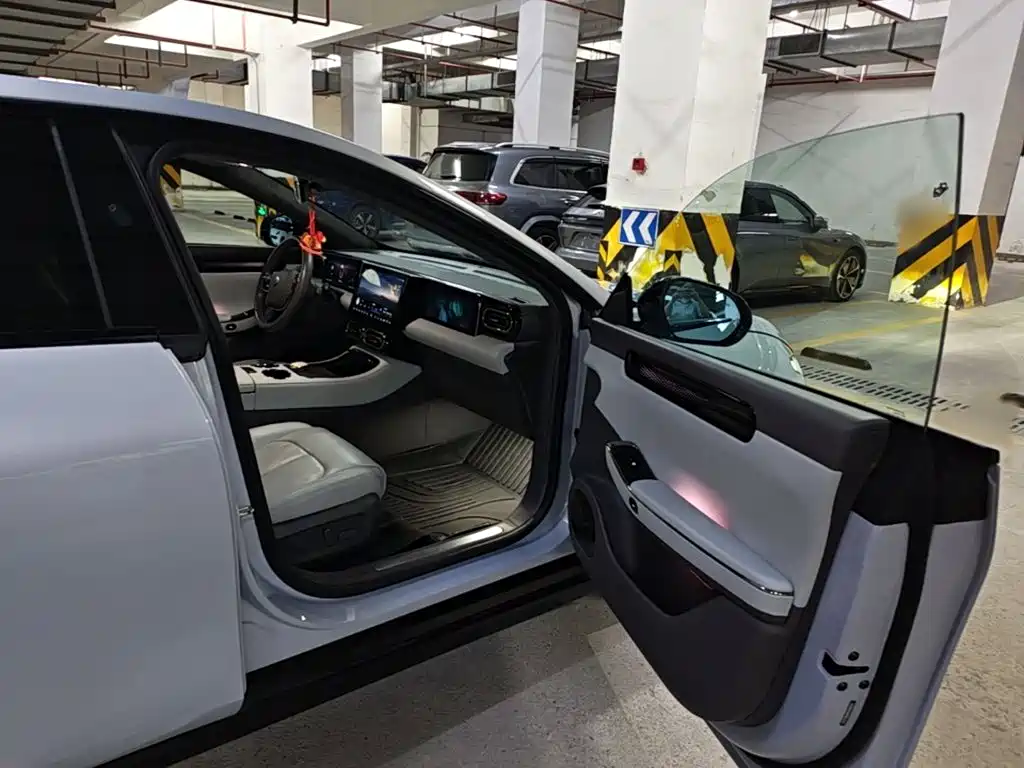 Leapmotor Leapmotor C01 — миниатюра 17
