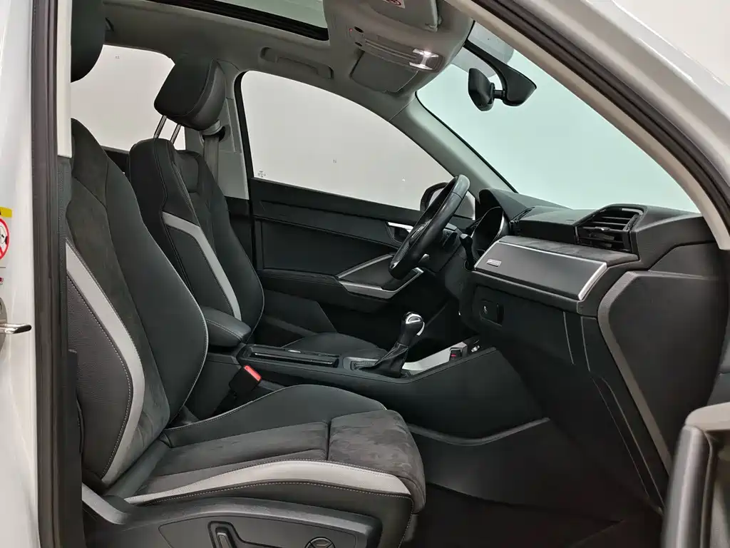 Audi Q3 — миниатюра 11