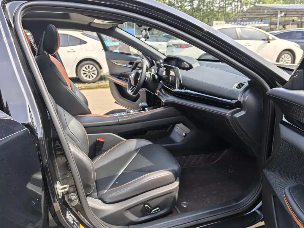 Changan UNI-V 2022 1.5T