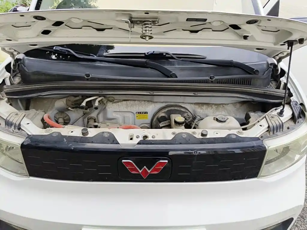 Wuling MINIEV — миниатюра 20