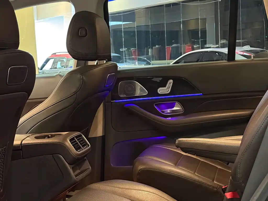 Mercedes-Benz GLS — миниатюра 6