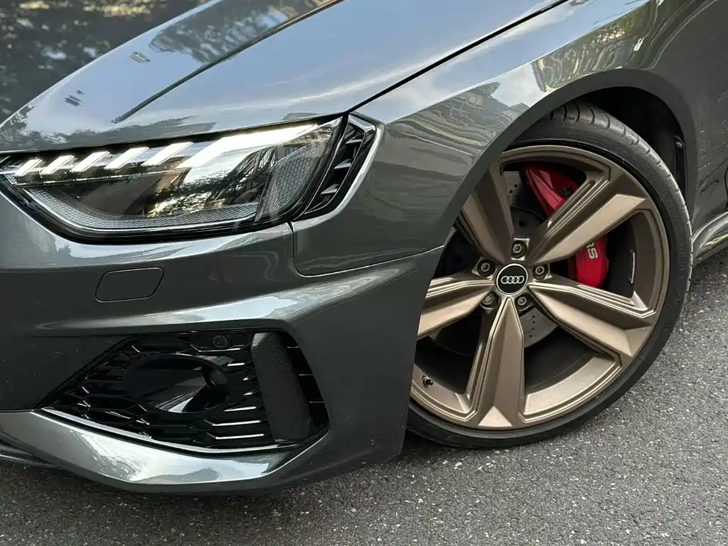 Audi RS 4 — миниатюра 4