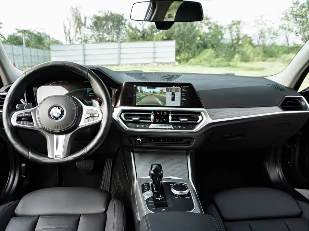 BMW 3 Series — миниатюра 25