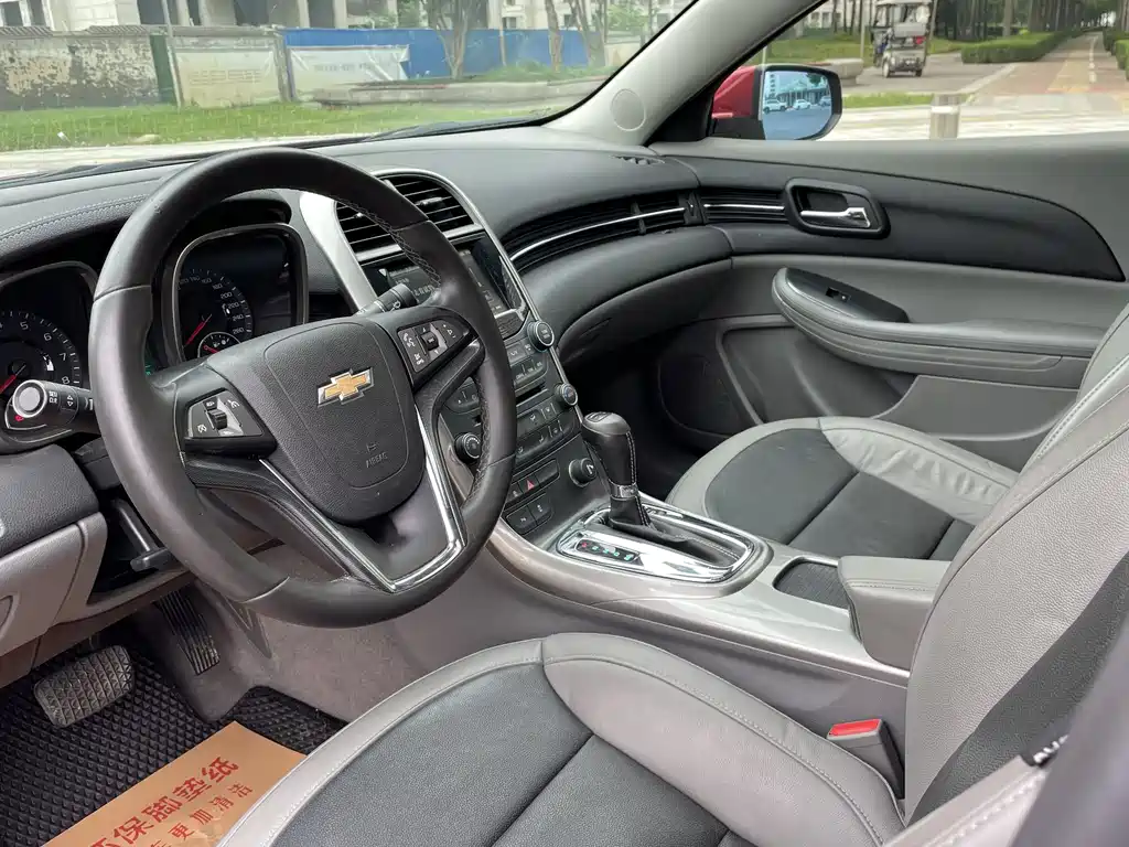 Chevrolet Malibu 2013 2.0L AT Luxury