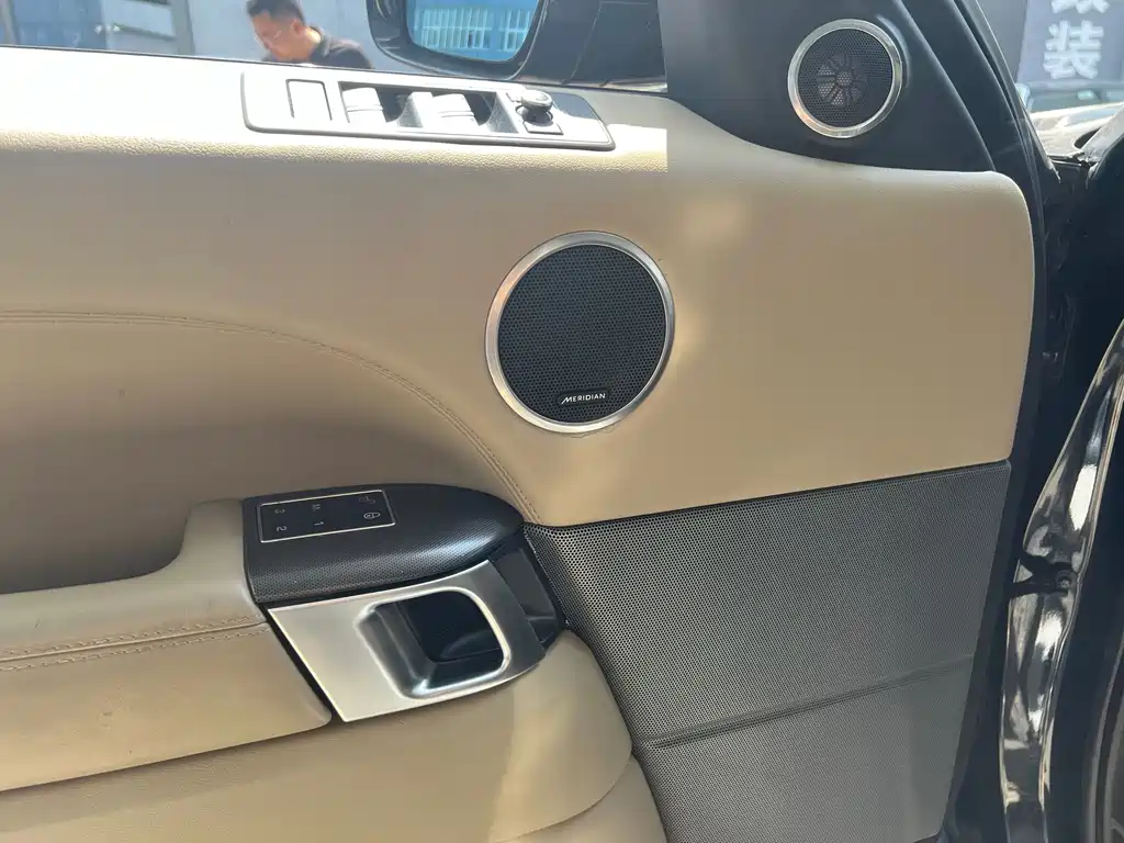 Land Rover Range Rover Sport 2015 3.0 SC V6 HSE DYNAMIC