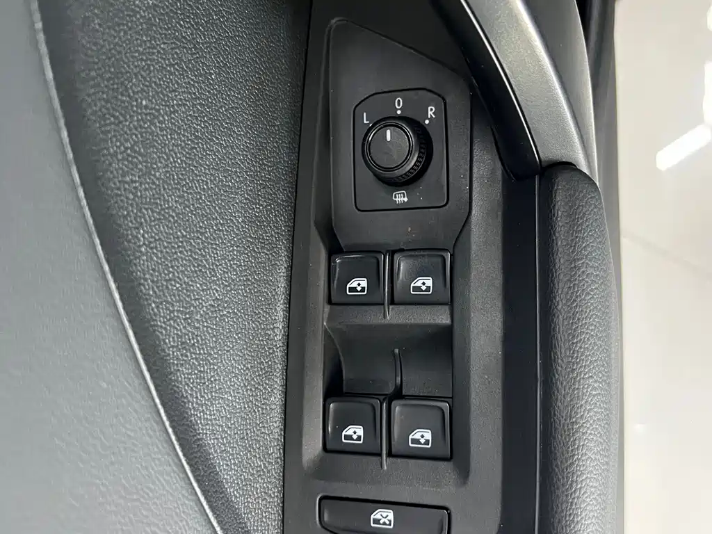 Volkswagen Tharu — миниатюра 12