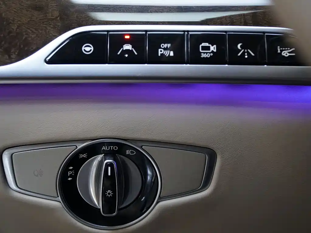 Mercedes-Benz S-Class — миниатюра 29