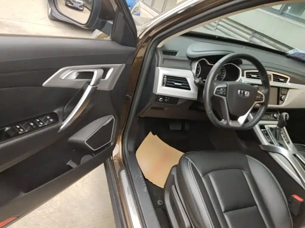 Geely Boyue — миниатюра 16