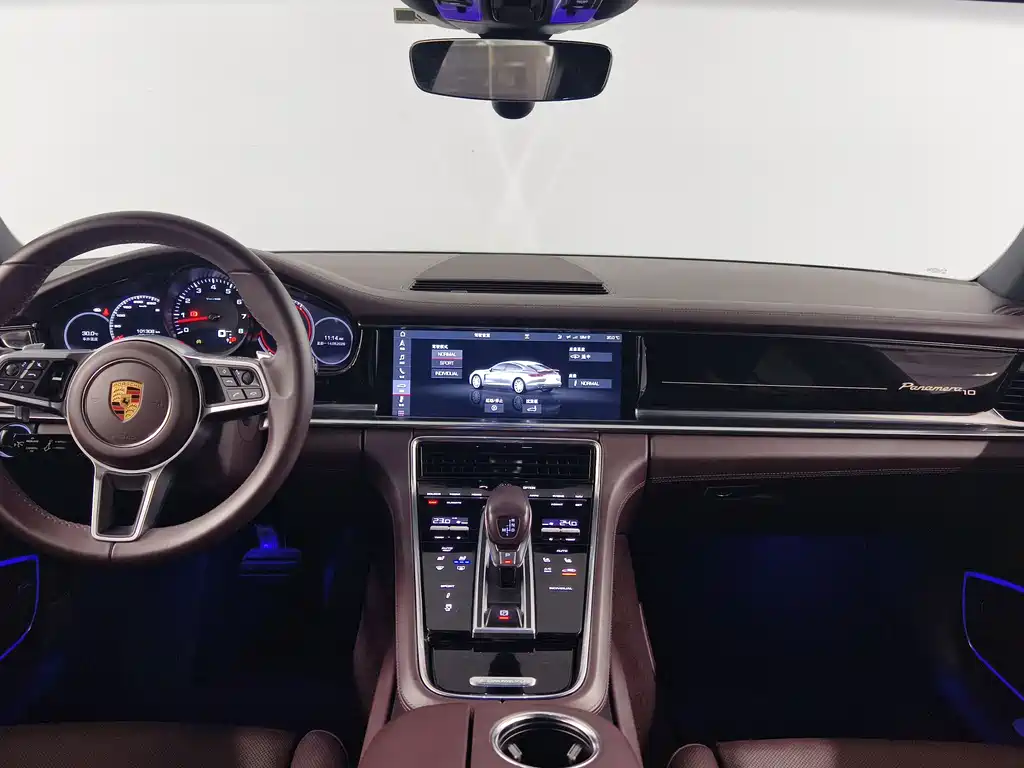 Porsche Panamera — миниатюра 9
