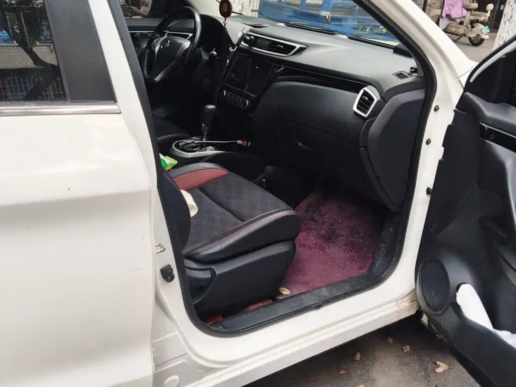 Nissan Qashqai — миниатюра 18