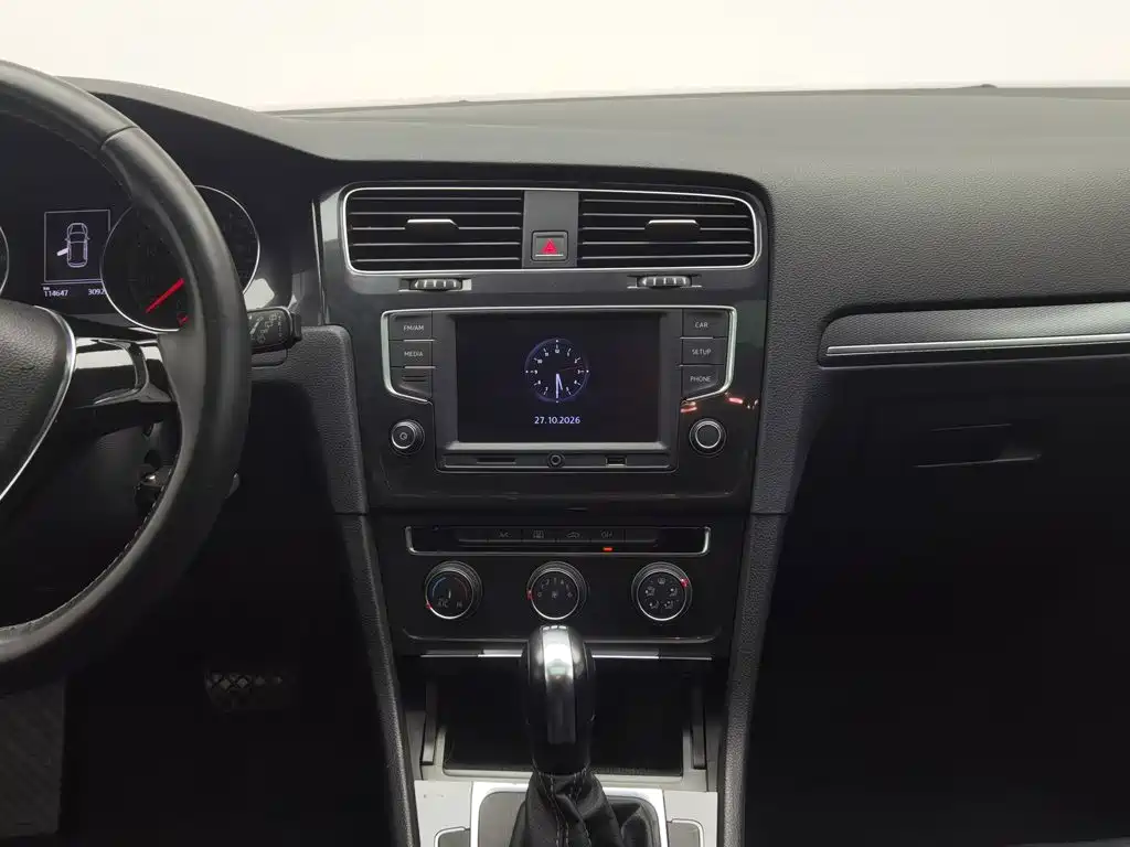 Volkswagen Golf — миниатюра 12