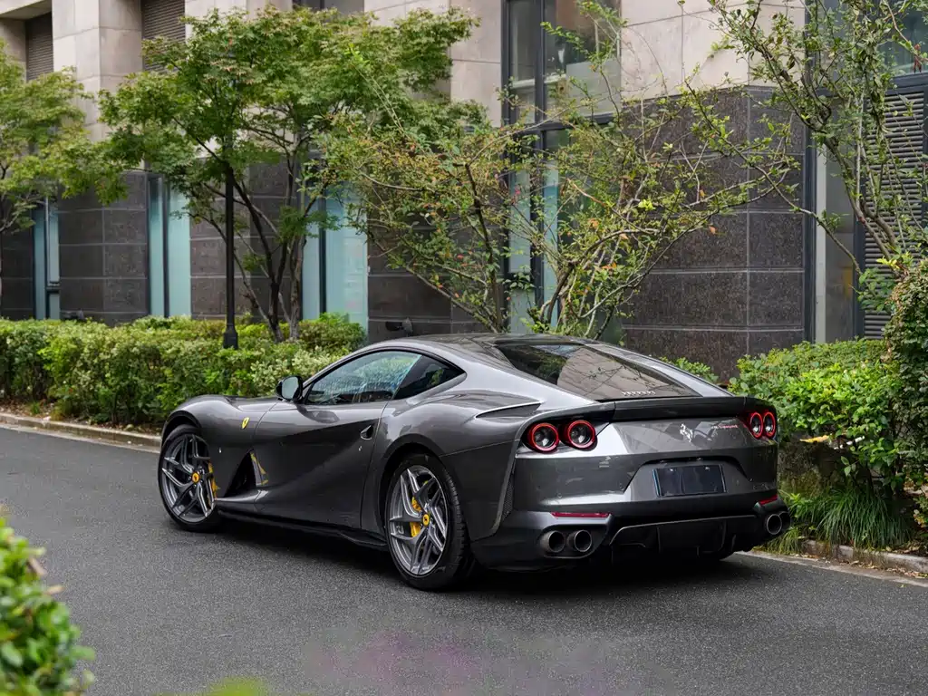 Ferrari 812 — фотографии объявления, Фото 5
