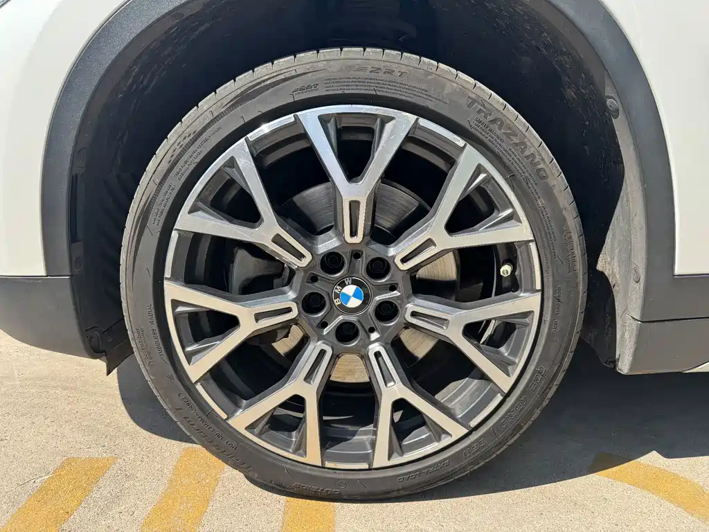 BMW X1 — миниатюра 12
