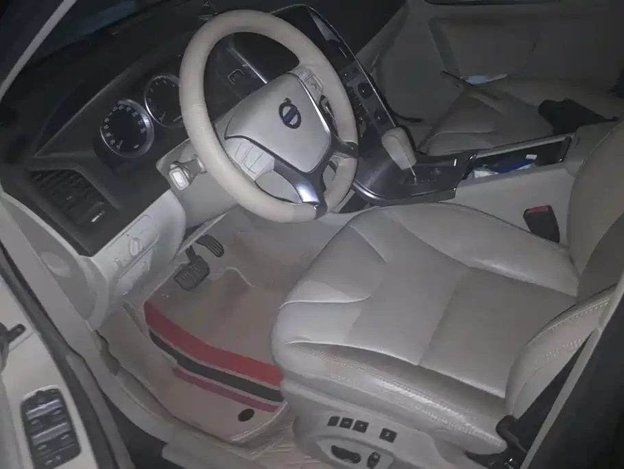 Volvo XC60 (Import) — миниатюра 9